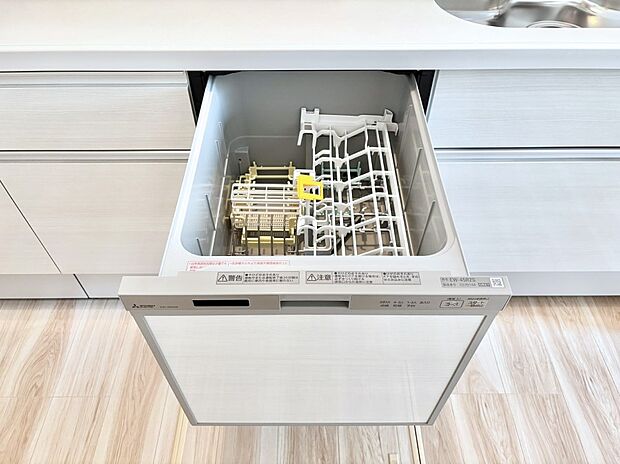面倒なお片づけは食洗機にお任せ!家事の負担が減って、時間にも気持ちにもゆとりができます。