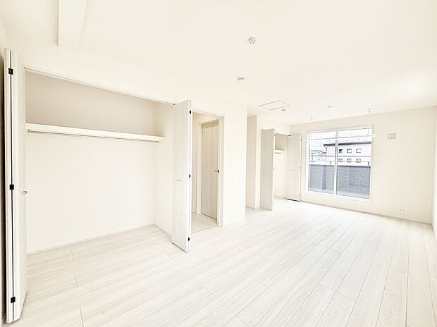 内装「無料オンライン相談」受付中!将来は2部屋にすることもできますね。