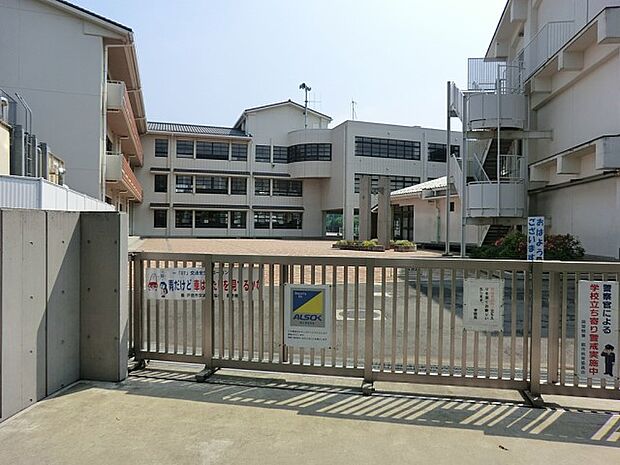 小学校 760m 蕨市立北小学校
