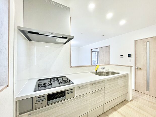 毎日使うキッチンだから、使いやすさ&お手入れのしやすさにこだわりました。