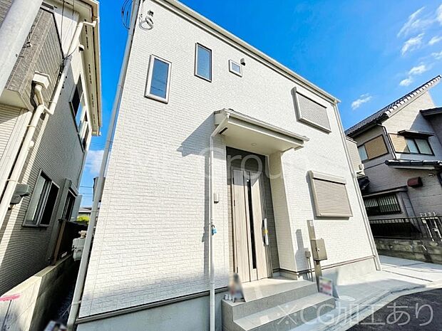 溢れる陽光でご家族の笑顔も輝く