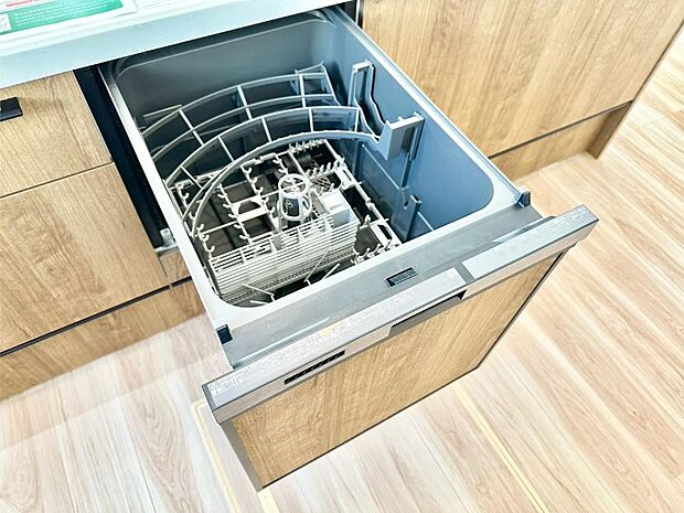 面倒なお片づけは食洗機にお任せ!家事の負担が減って、時間にも気持ちにもゆとりができます。