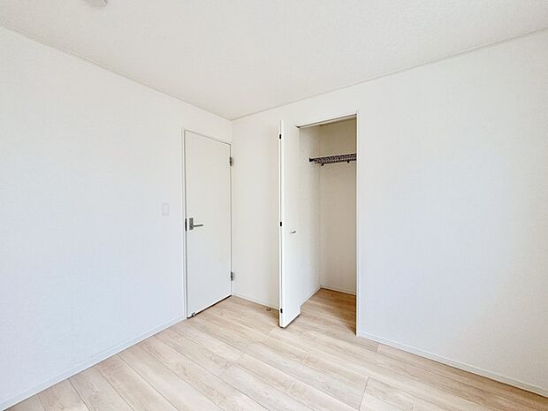 収納が充実しているので居住スペースを広々使えます