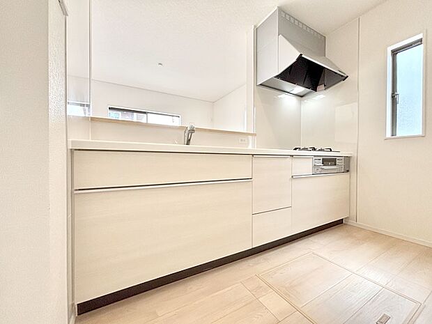 ゆとりあるキッチンではご家族と楽しくお料理ができます。