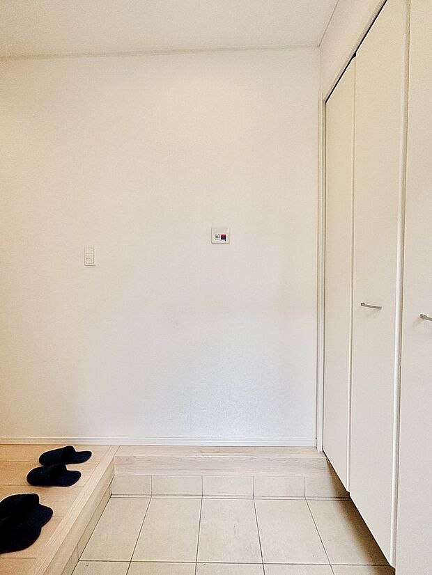 家族の帰宅やお客様をあたたかく迎える玄関