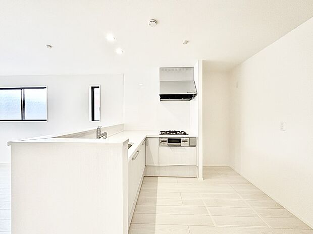 毎日使うキッチンだから、使いやすさ&お手入れのしやすさにこだわりました。