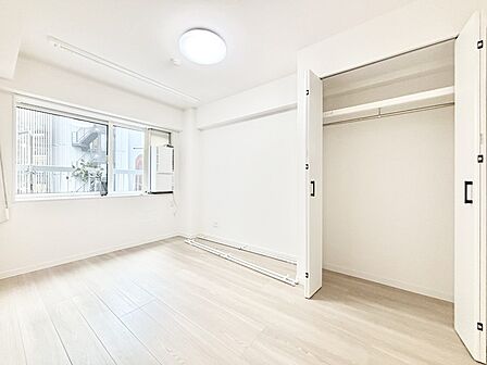 爽やかな日差しがお部屋全体を優しく包み込んでくれます