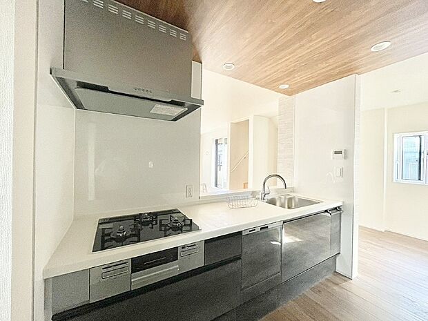 カウンター越しにお話しをしながら毎日のお料理をもっと楽しく