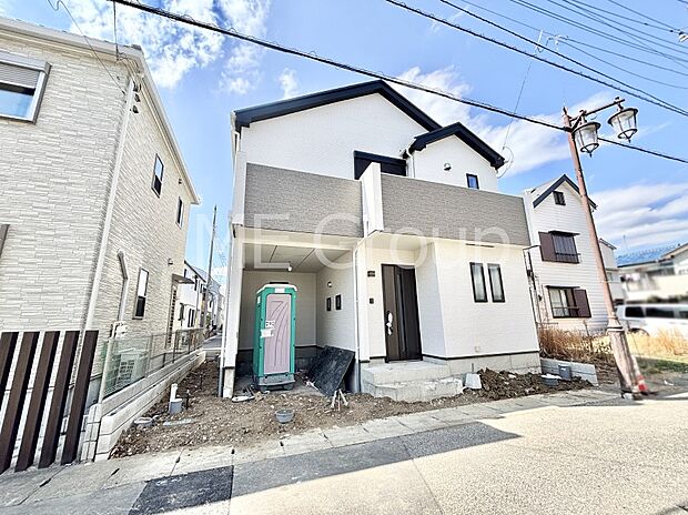 たっぷりの陽光と心地よい風が舞い込む住まい