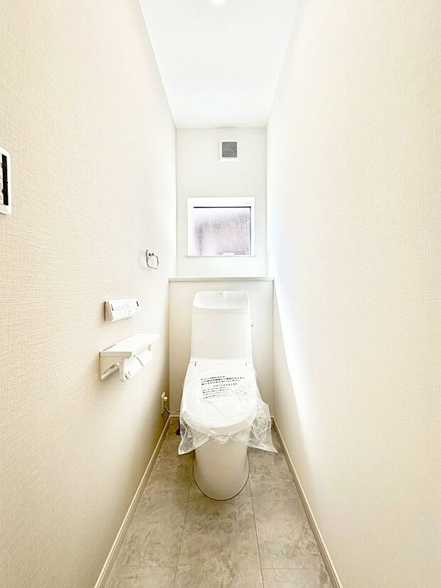 トイレは安心の2箇所!朝のバタバタも一安心です。