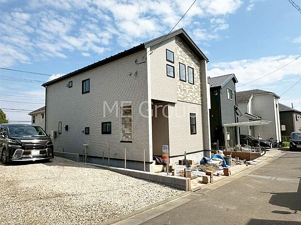 溢れる陽光でご家族の笑顔も輝く