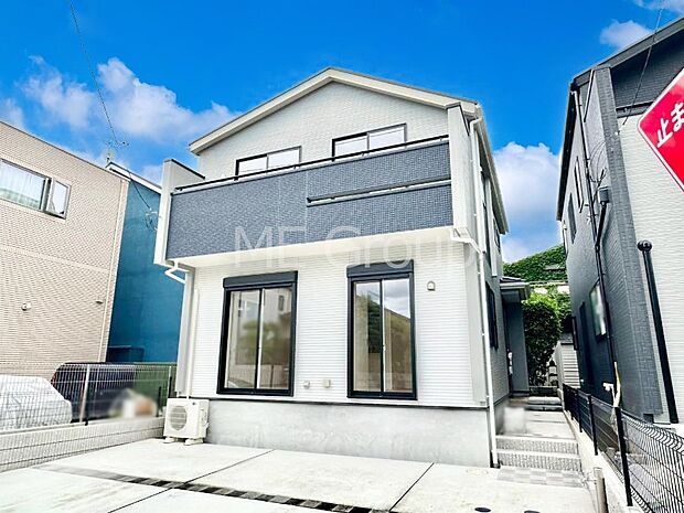 たっぷりの陽光と心地よい風が舞い込む住まい