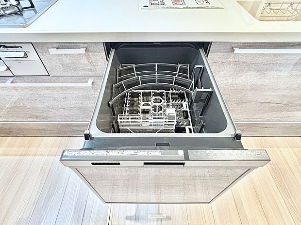 面倒なお片づけは食洗機にお任せ!家事の負担が減って、時間にも気持ちにもゆとりができます。