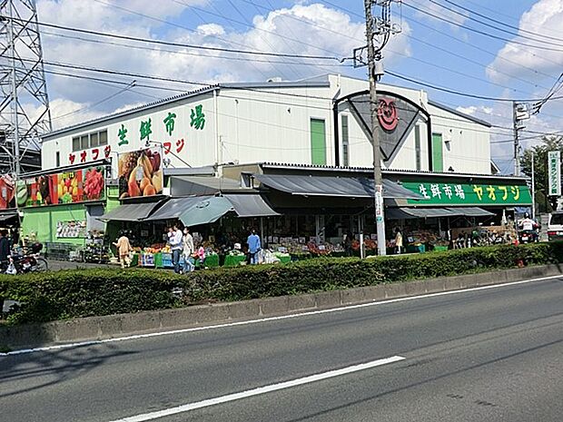 スーパー 500m スーパーヤオフジ川口店