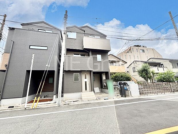 たっぷりの陽光と心地よい風が舞い込む住まい