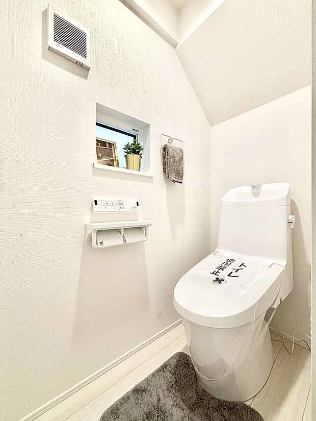 トイレは1階と2階それぞれに配置されていてとても便利です。 