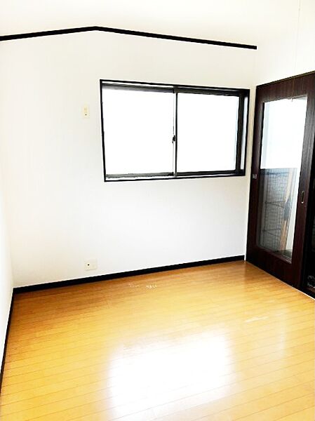 内装「無料オンライン相談」受付中！日差しがお部屋全体を優しく包み込んでくれます