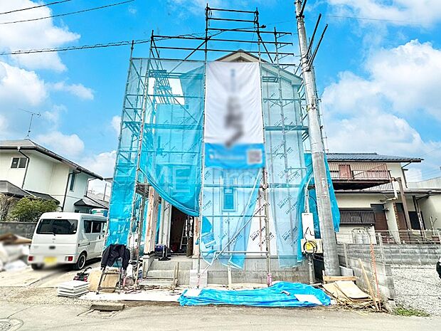 溢れる陽光でご家族の笑顔も輝く