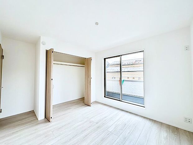 収納が充実しているので居住スペースを広々使えます