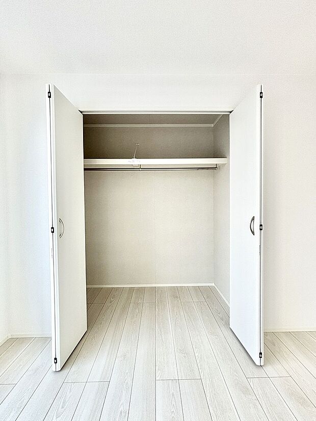 たっぷりの収納スペースで快適に暮らせそう