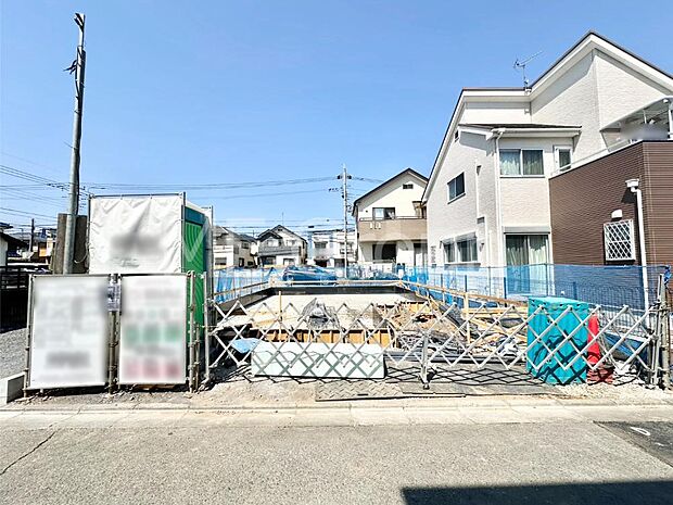 たっぷりの陽光と開放感に包まれる明るい住まい