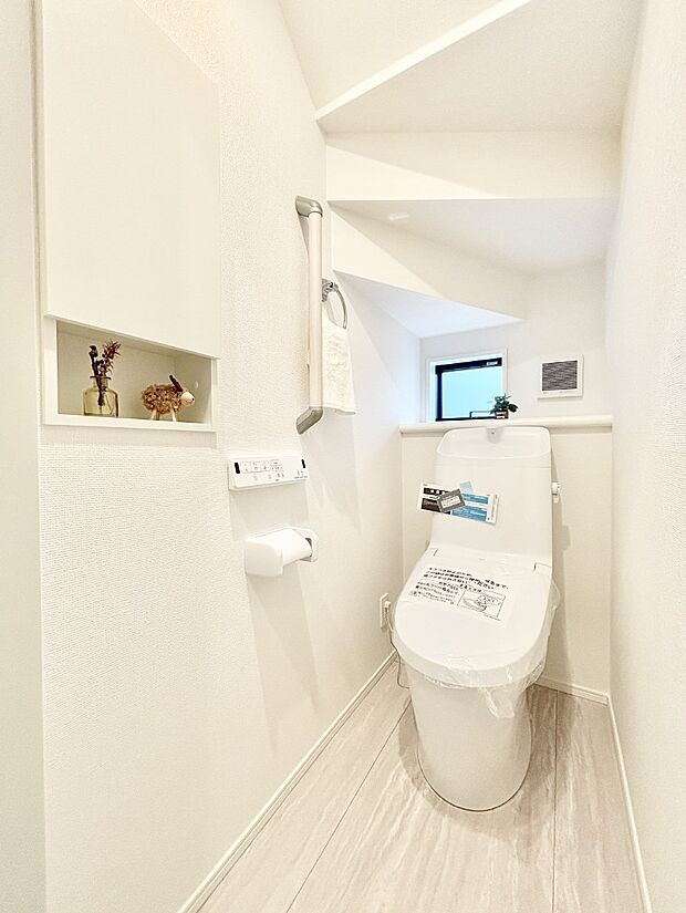 トイレは安心の2箇所!朝のバタバタも一安心です。