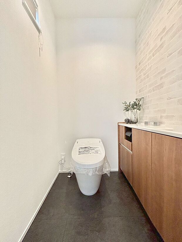 トイレは1階と2階それぞれに配置されていてとても便利です。