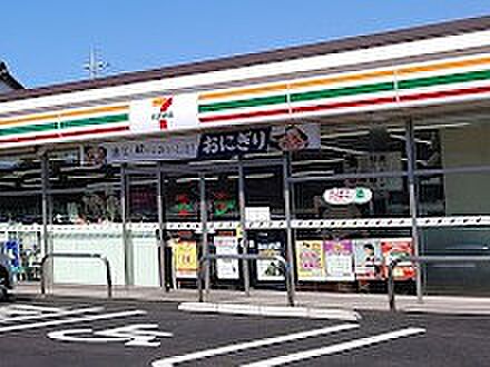 コンビニ 800m セブン-イレブン 大井市沢店