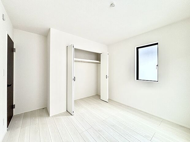 収納が充実しているので居住スペースを広々使えます