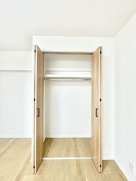 たっぷりの収納スペースでいつでも住空間がスッキリ保てそう