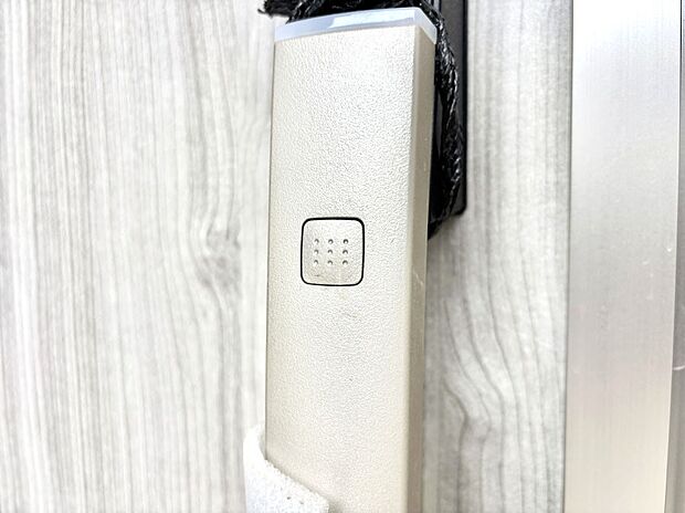 スマートに開錠できる電子キー