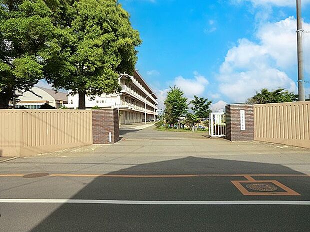 中学校 1300m ふじみ野市立花の木中学校