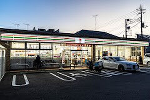 コンビニ 200m セブン-イレブン 吉祥寺南町3丁目店