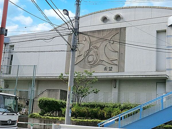 中学校 230m 北区立稲付中学校