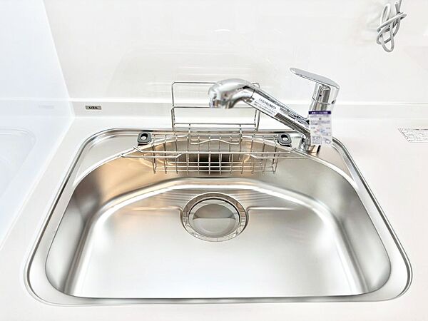 いつでも清潔なおいしいお水を。一つの水栓で水道水と浄水を使い分け。