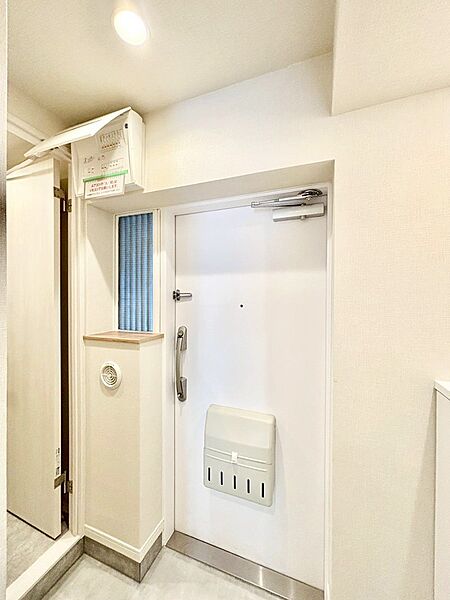 内装「無料オンライン相談」受付中！家族の帰宅やお客様をあたたかく迎える玄関