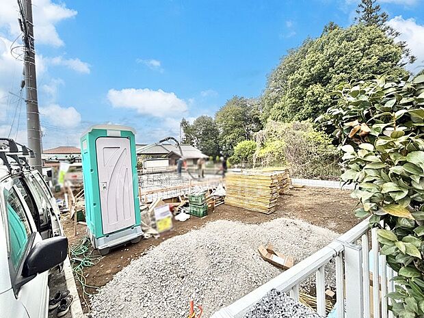 溢れる陽光でご家族の笑顔も輝く