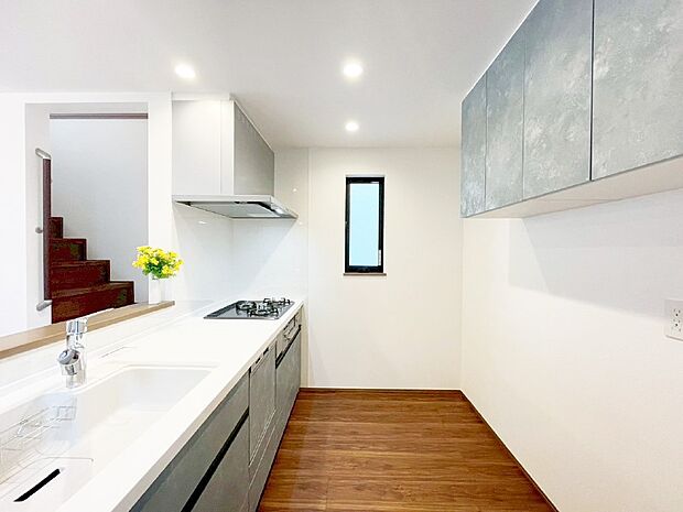 ゆとりあるキッチンではご家族と楽しくお料理ができます。