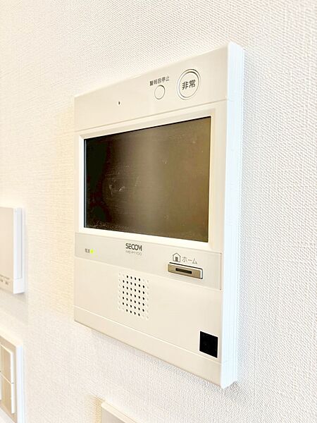 TVモニター付インターフォンが付いていてセキュリティ充実