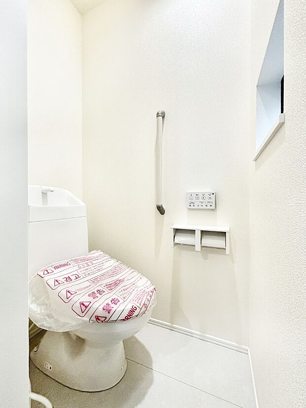 トイレは1階と2階それぞれに配置されていてとても便利です。 