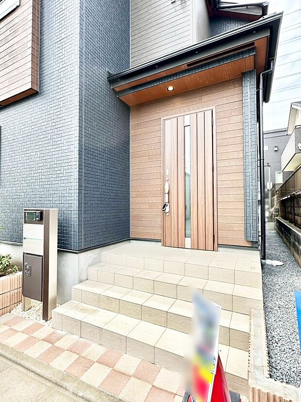 いつも気持ち良くご家族を迎えられる玄関
