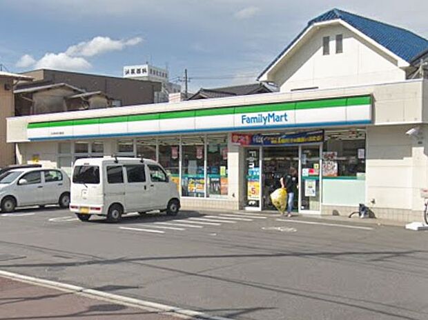 コンビニ 300m ファミリーマート川口青木町公園前店