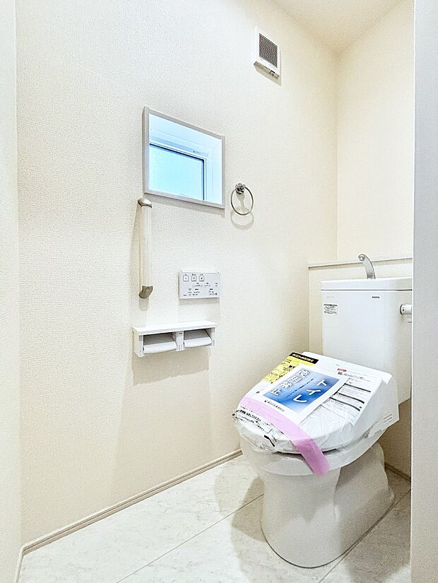 ウォシュレット付きトイレが1階と2階それぞれに配置されていてとても便利です。 
