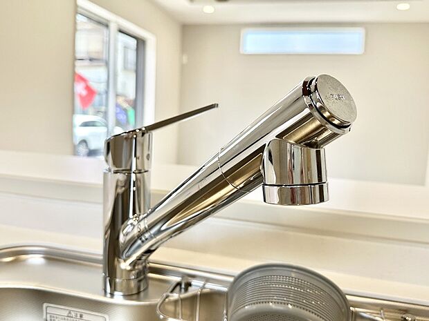 設備「無料オンライン相談」受付中!一つの水栓で水道水と浄水を使い分け。