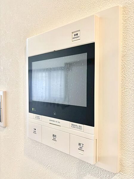 TVモニター付インターフォンが付いていてセキュリティ充実