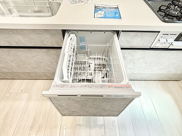 面倒なお片づけは食洗機にお任せ!家事の負担が減って、時間にも気持ちにもゆとりができます。
