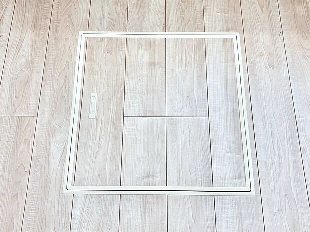 床下収納付き!日用品・非常用品の収納にも大活躍。