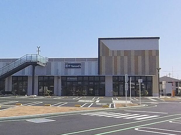 ドラッグストア 600m トモズ ソコラ所沢店