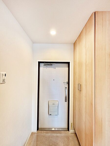 いつも気持ち良くご家族を迎えられる玄関収納付