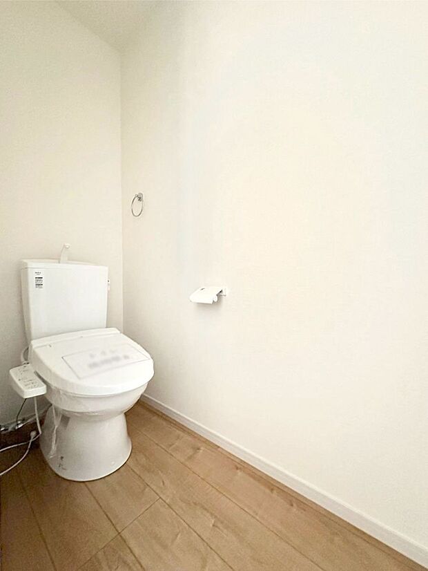 トイレは1階と2階それぞれに配置されていてとても便利です。 